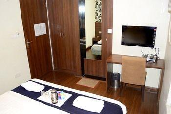 Hotel Vista At Station Pune