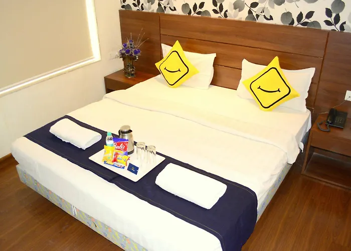 Vista Rooms At Pune Station